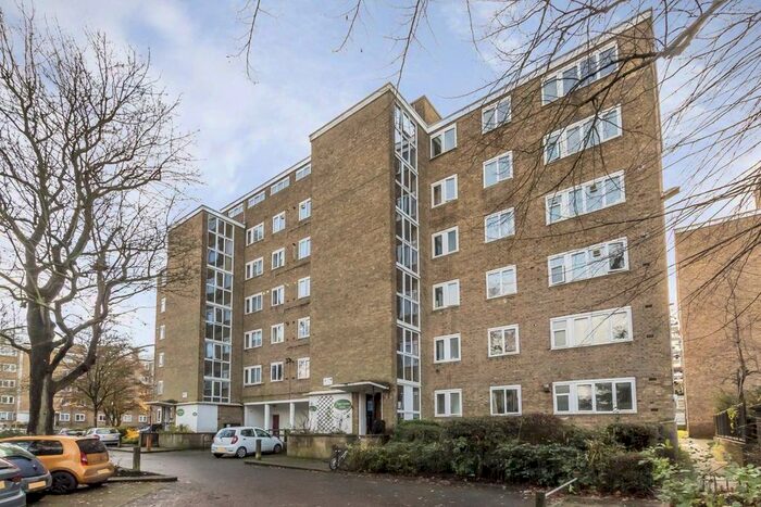 1 Bedroom Flat To Rent In Innes Gardens, London SW15