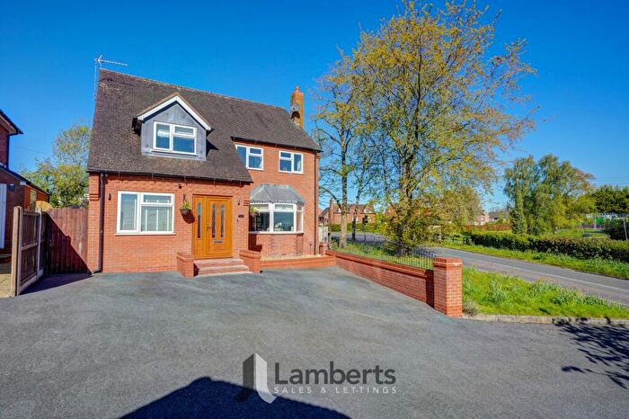 4 Bedroom Detached House For Sale In Sambourne Lane, Astwood Bank, B96