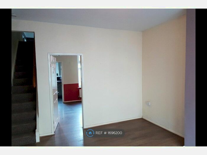 2 Bedroom End Of Terrace House To Rent In Herbert Street, Leyland, PR25