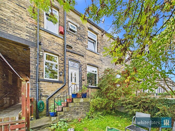 2 Bedroom Terraced House For Sale In Halstead Place, Bradford, West Yorkshire, BD7
