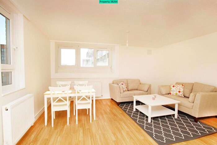 4 Bedroom Flat To Rent In Badric Court, Yelverton Road, London, SW11