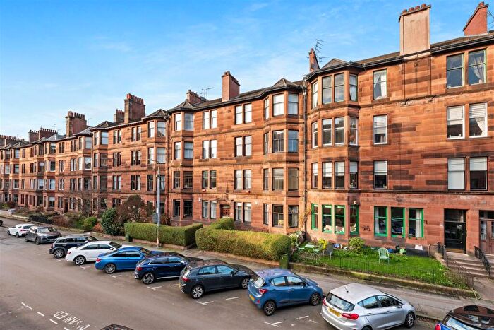 2 Bedroom Flat For Sale In / Novar Drive, Hyndland, G12
