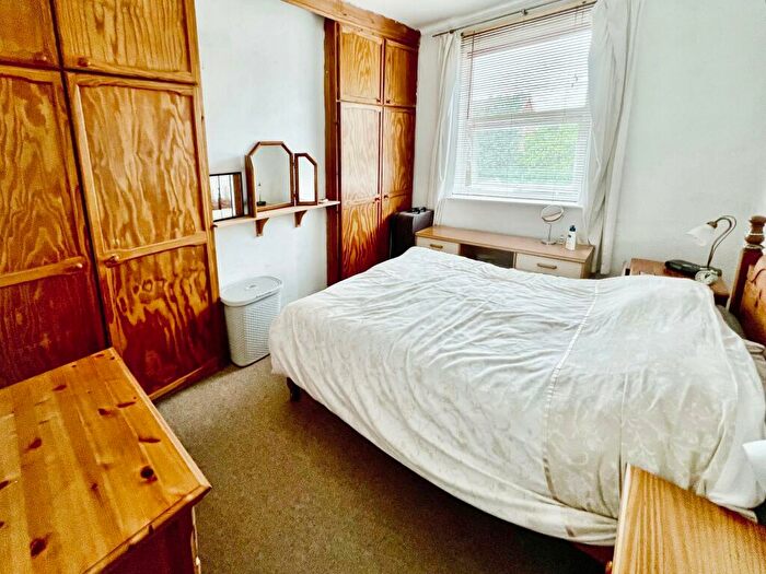 3 Bedroom Terraced House For Sale In Robertson Road, Grantham, NG31