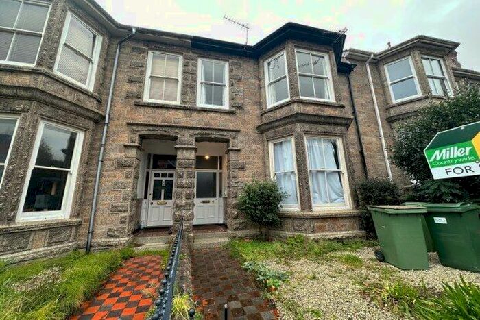 1 Bedroom Flat To Rent In Pendarves Road, Penzance, TR18