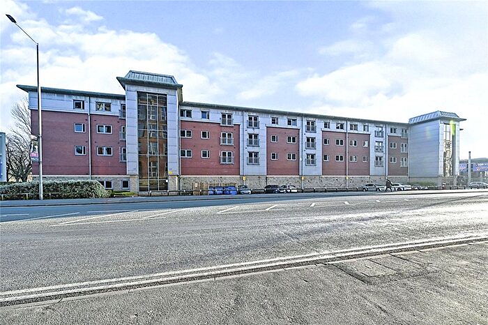 2 Bedroom Flat For Sale In New Hall Lane, Preston, Lancashire, PR1