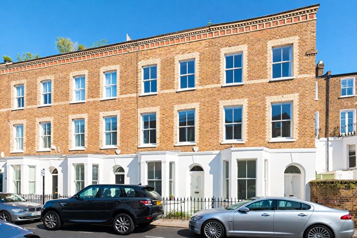 3 Bedroom Terraced House For Sale In Princedale Road, London, W11
