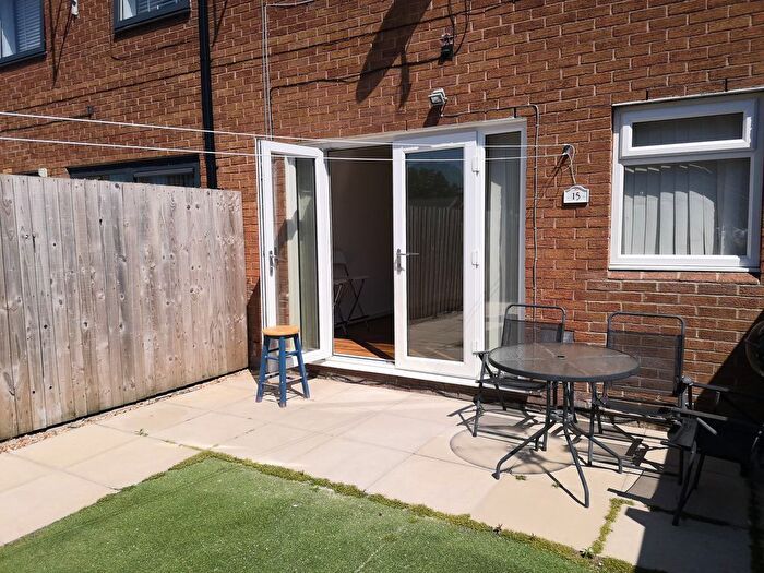 4 Bedroom Terraced House To Rent In Ewart Avenue, Salford, M5