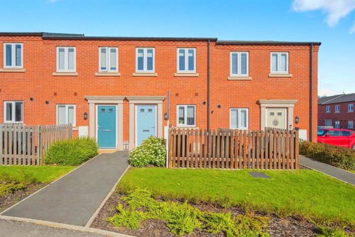 2 Bedroom House To Rent In Pepperpot Walk, Derby, DE1