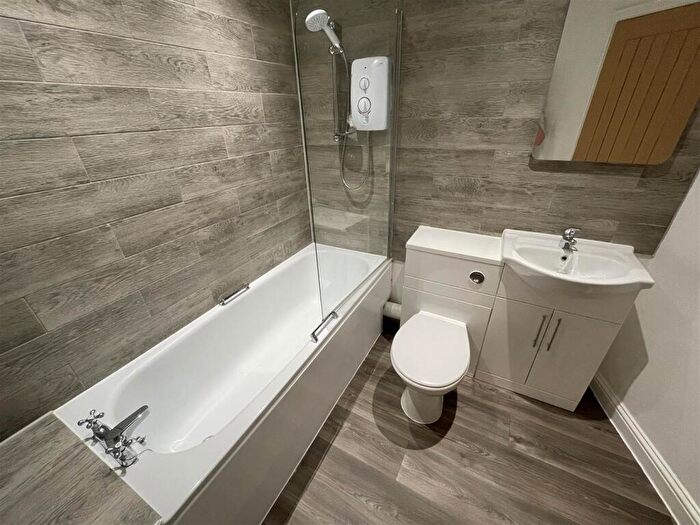 2 Bedroom Apartment To Rent In Moriconium Quay, Poole, BH15
