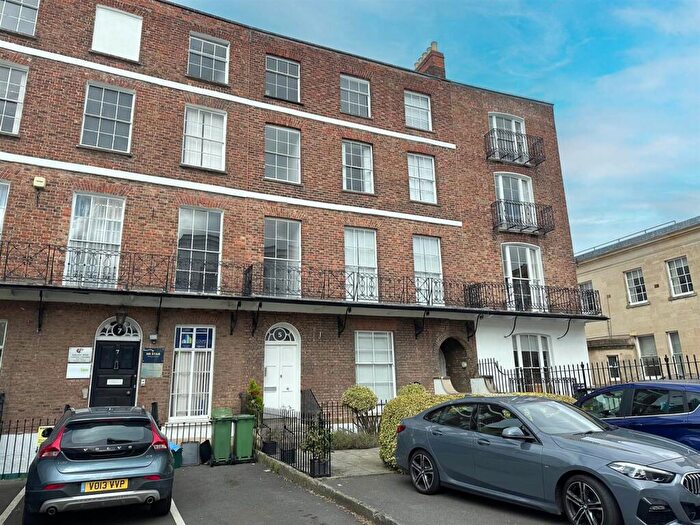 2 Bedroom Flat To Rent In Town Centre, Cheltenham, GL50
