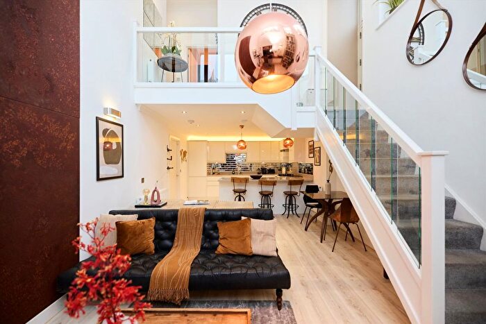 1 Bedroom Flat To Rent In Hardinge Street, London, E1