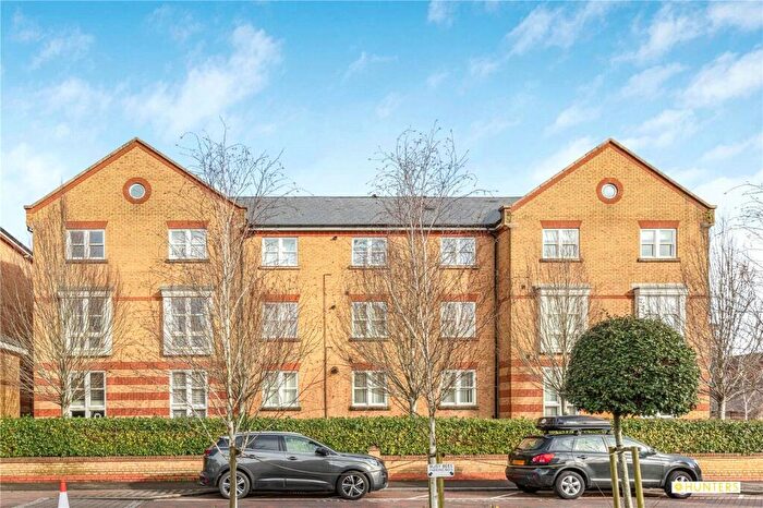 2 Bedroom Apartment To Rent In Chapman Way, Haywards Heath, West Sussex, RH16
