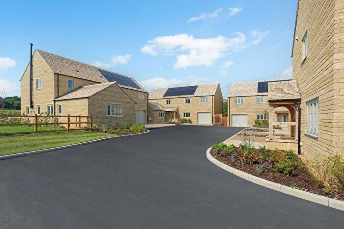 4 Bedroom Detached House For Sale In Market Lane, Greet, GL54