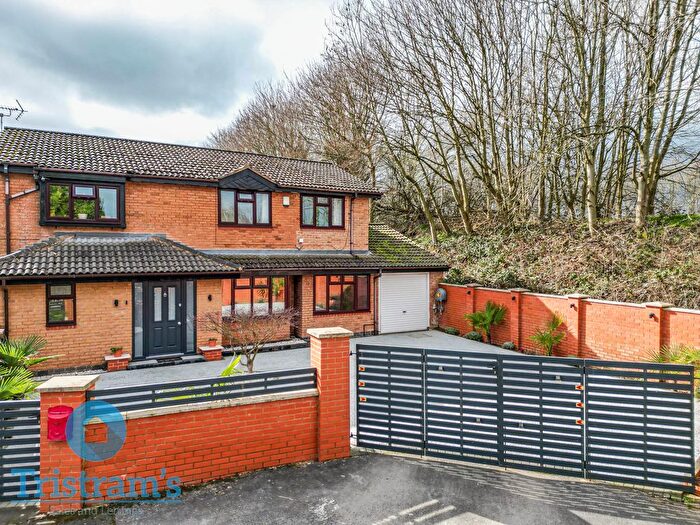 4 Bedroom Detached House For Sale In Holborn Close, Nuthall, NG16