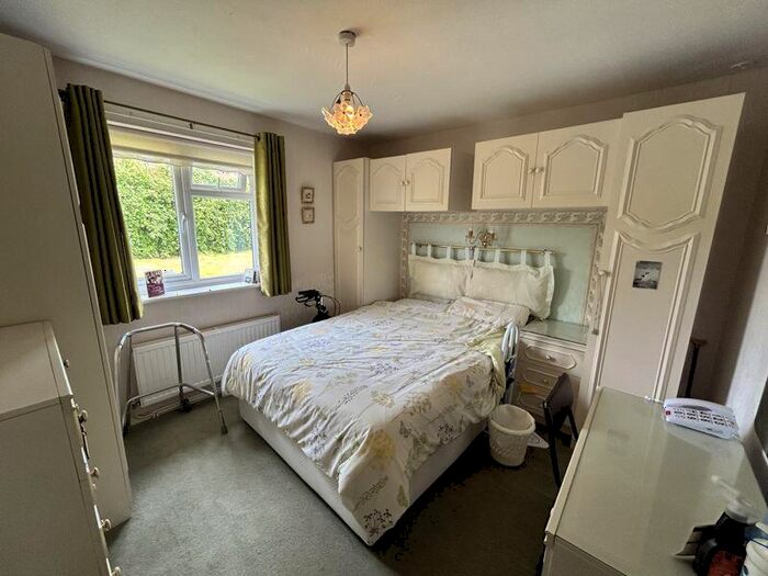 1 Bedroom Flat For Sale In Coed Coch Road, Old Colwyn, LL29