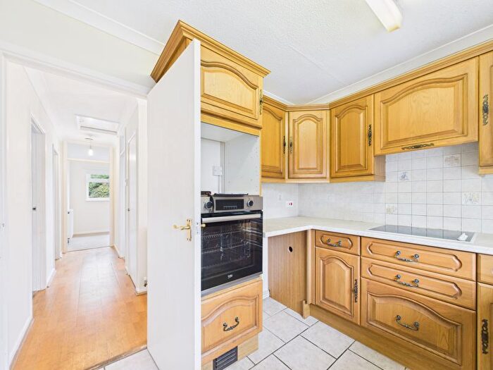 2 Bedroom Bungalow For Sale In Parklands Way, Somerton, TA11