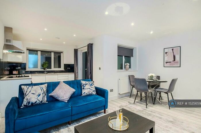 1 Bedroom Flat To Rent In Clarence Street, Southend-On-Sea, SS1