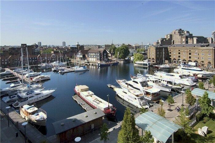 2 Bedroom Apartment To Rent In Turnstone House, Star Place, London, E1W