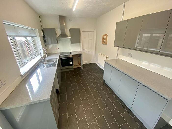 3 Bedroom Property To Rent In Manor Road, Manselton, Swansea, SA5