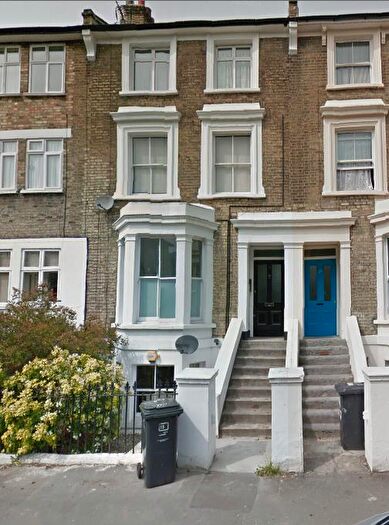 1 Bedroom Apartment To Rent In Park Hall Road, London, SE21