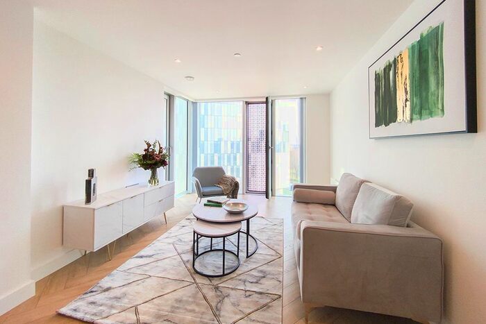 1 Bedroom Flat To Rent In Elizabeth Tower, Deansgate, Manchester, M15