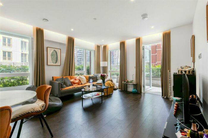 2 Bedroom Apartment To Rent In Lanchester Way, London, SW11