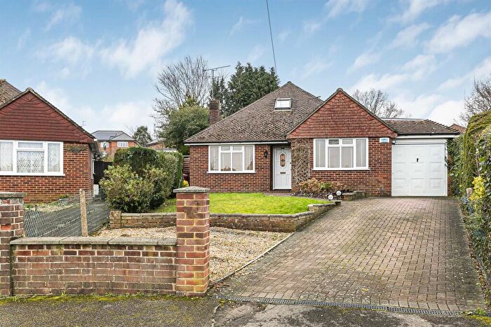 3 Bedroom Detached House To Rent In Greystoke Road, Caversham, Reading, RG4