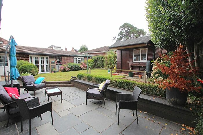 4 Bedroom Detached House For Sale In Blackbrook Park Avenue, Fareham, Hampshire, PO15