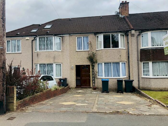 3 Bedroom Terraced House To Rent In Chipstead Valley Road, Coulsdon, Surrey, CR5