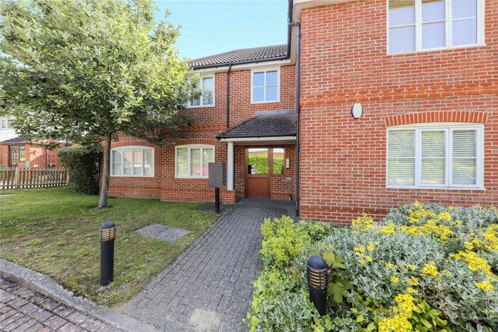 1 Bedroom Flat To Rent In Mallard Place, Farnborough, Hampshire, GU14