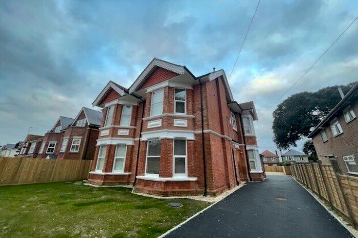 Studio To Rent In Southbourne Road, Bournemouth, BH6