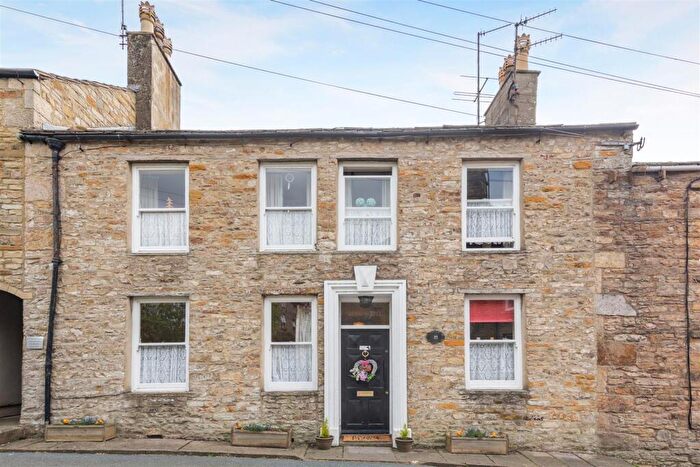 4 Bedroom Cottage For Sale In Burn House, Moor Road, Askrigg, Wensleydale, DL8