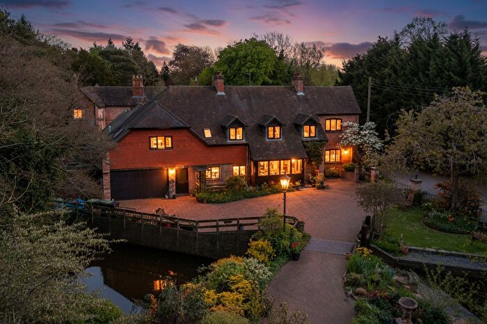 7 Bedroom Detached House For Sale In Old Rectory Lane, Alvechurch, B48