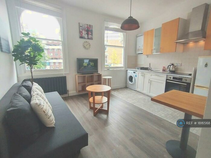 2 Bedroom Flat To Rent In Newington Green, London, N16