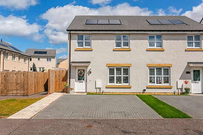 3 Bedroom Terraced House For Sale In Smeaton Avenue, Whitecraig, Musselburgh, EH21