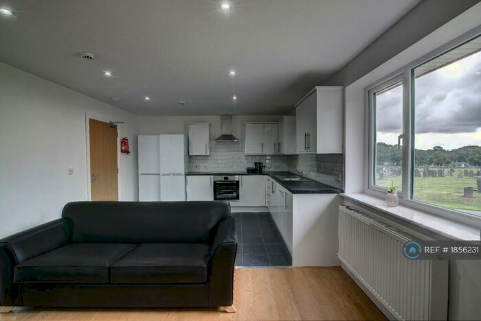 8 Bedroom Penthouse To Rent In Stonemasons Close, Liverpool, L7