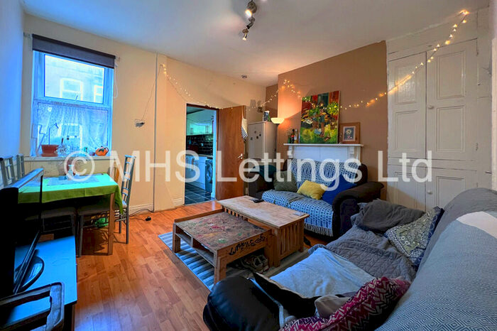 5 Bedroom Terraced House To Rent In Ashville Road, Leeds, LS6