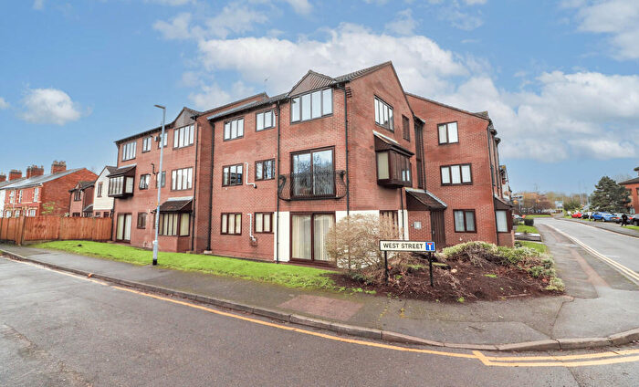 2 Bedroom Flat To Rent In Saxon Mill Lane, Tamworth, B79