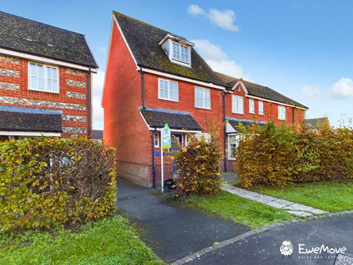 3 Bedroom Semi Detached House To Rent In Carpenter Drive, Amesbury, Salisbury, SP4