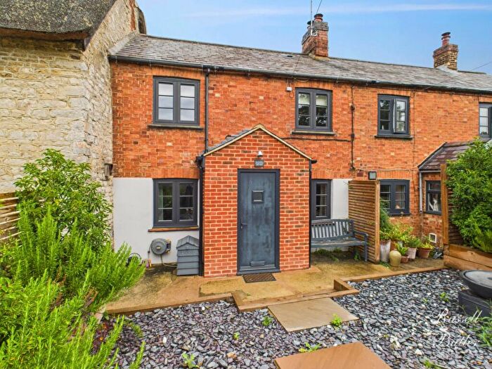 2 Bedroom Cottage For Sale In Boughton Terrace, Evenley, Brackley, Northamptonshire, NN13