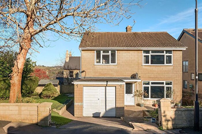 3 Bedroom Detached House For Sale In Richmond Close, Lansdown, Bath, BA1