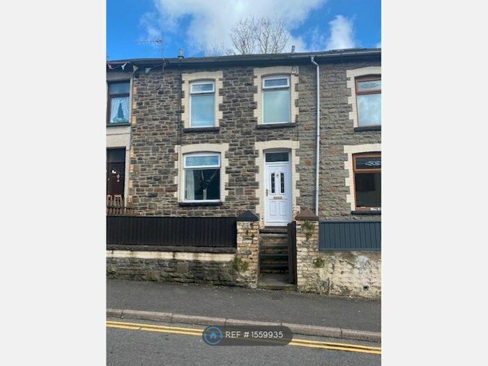3 Bedroom Terraced House To Rent In Trealaw Road, Tonypandy, CF40