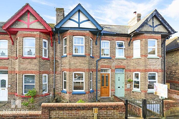 3 Bedroom Terraced House To Rent In Dagmar Road, Dorchester, DT1