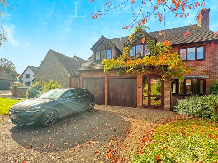 4 Bedroom Detached House To Rent In Bullimore Grove, Kenilworth, Warwickshire, CV8