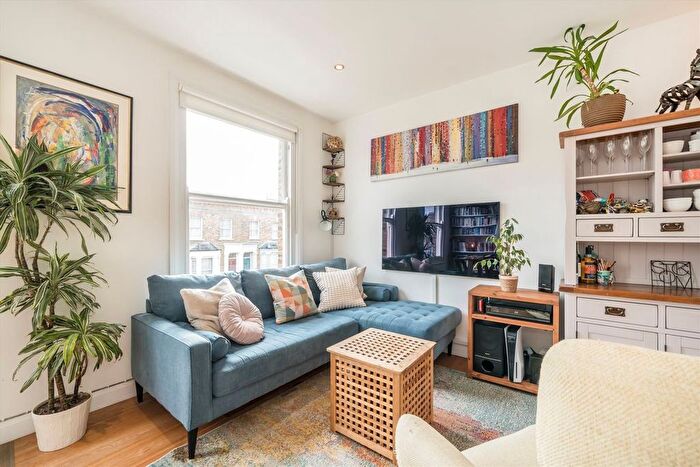 2 Bedroom Flat For Sale In Bravington Road, Maida Vale, W9