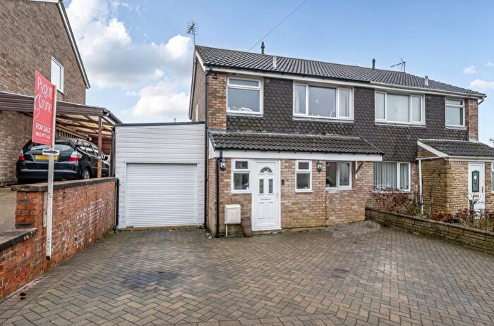 3 Bedroom Semi-Detached House For Sale In Fifth Avenue, NG31