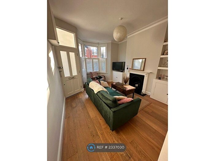 1 Bedroom Flat To Rent In Cambray Road, London, SW12