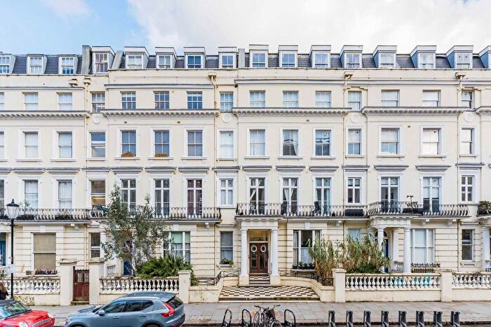 1 Bedroom Flat To Rent In Pembridge Gardens, Notting Hill, W2