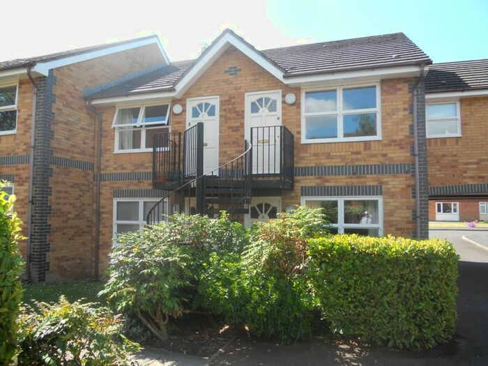 1 Bedroom Maisonette To Rent In Oak Manor Drive, Cheltenham GL52