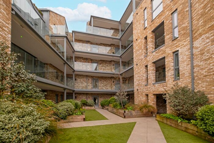 3 Bedroom Flat For Sale In Ravensbury Terrace, London, SW18